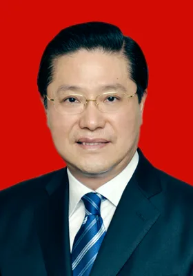 齐成深